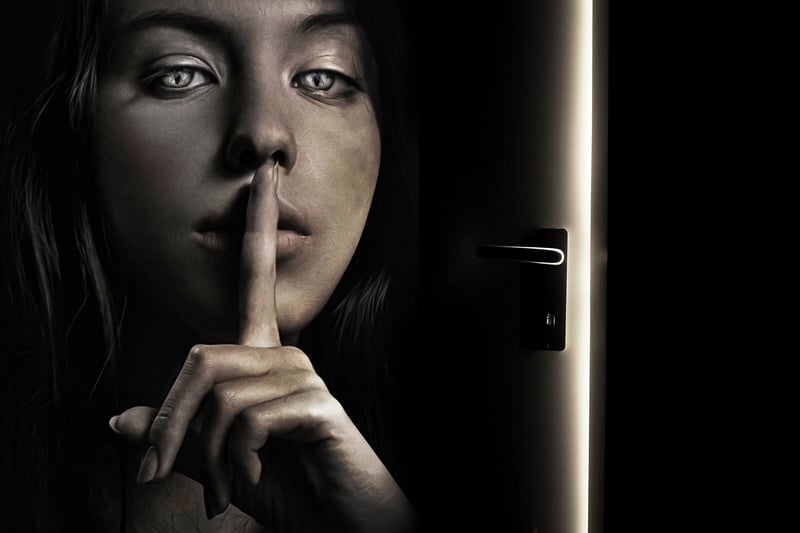 Secret Narratives